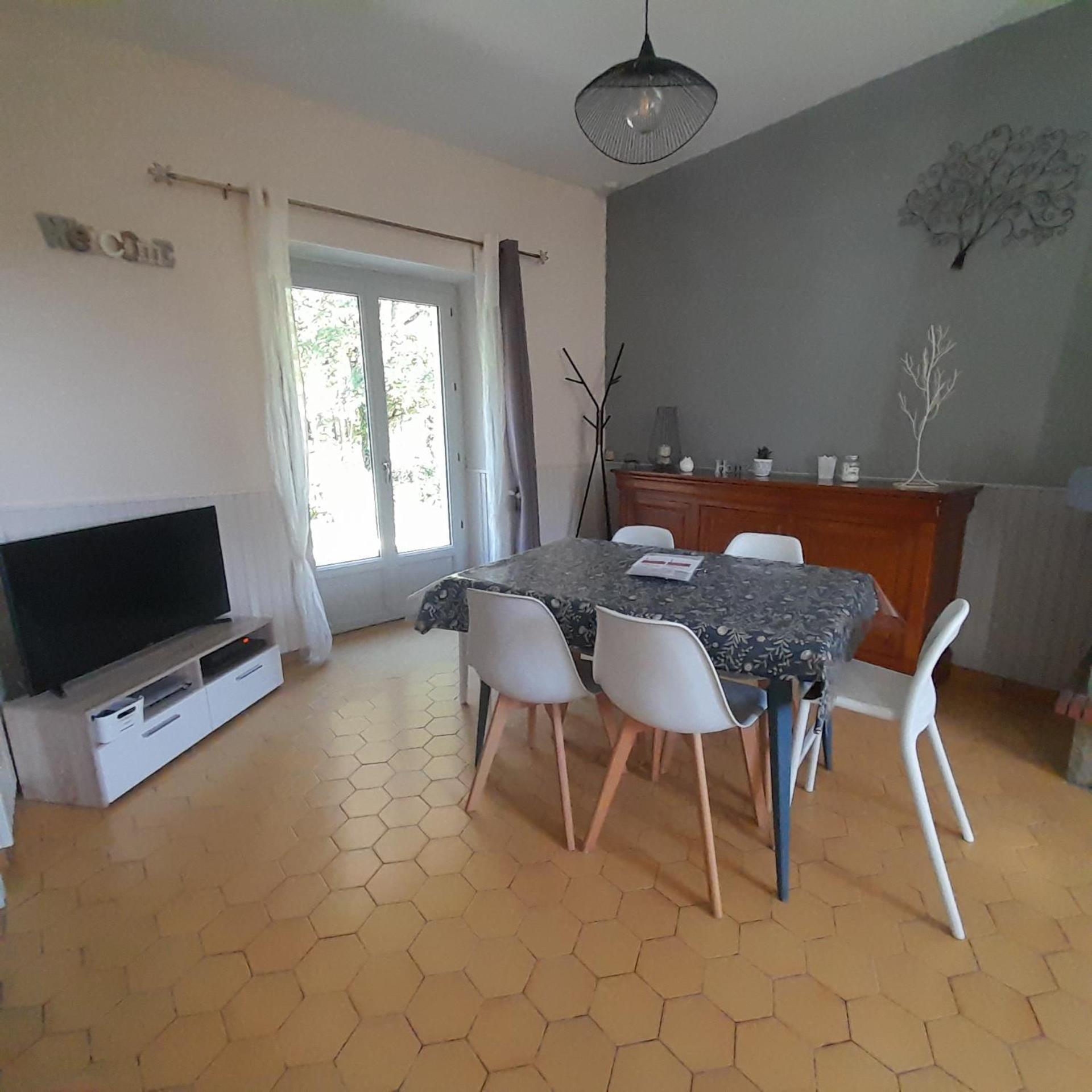 Gite Les Vignes Du Chateau - 4 Personnes Gehee Экстерьер фото